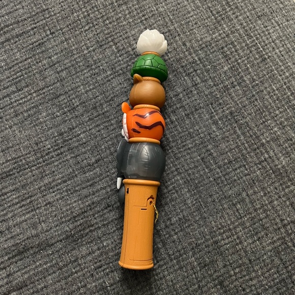 Disney Parks Animal Kingdom Rivers Of Light Magic Light Up Glow Wand - Picture 2 of 3